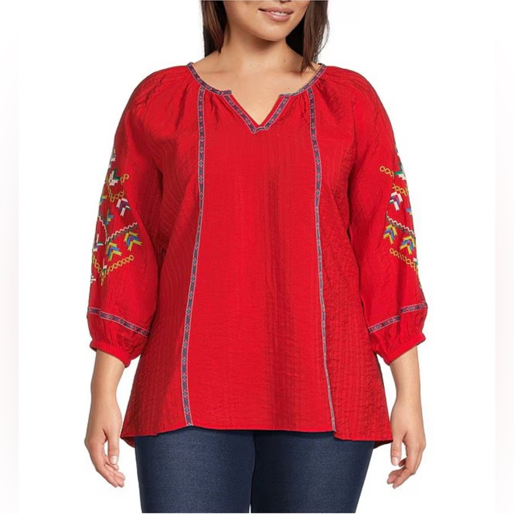 NWT Calessa Size L Embroidered Split-V Neckline Bracelet Sleeve Blouse